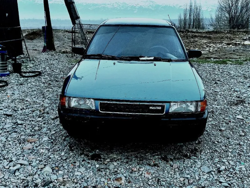 Mazda 323
