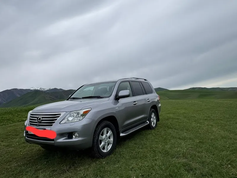 Lexus LX