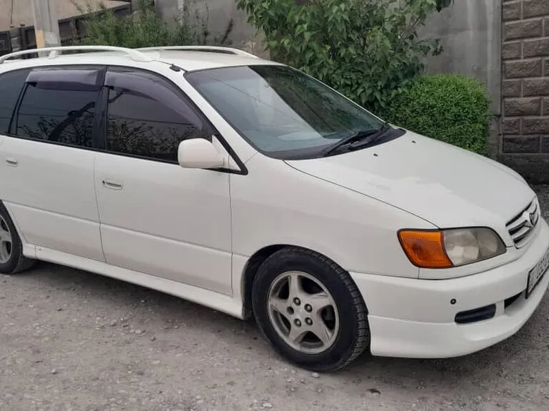 Toyota Ipsum