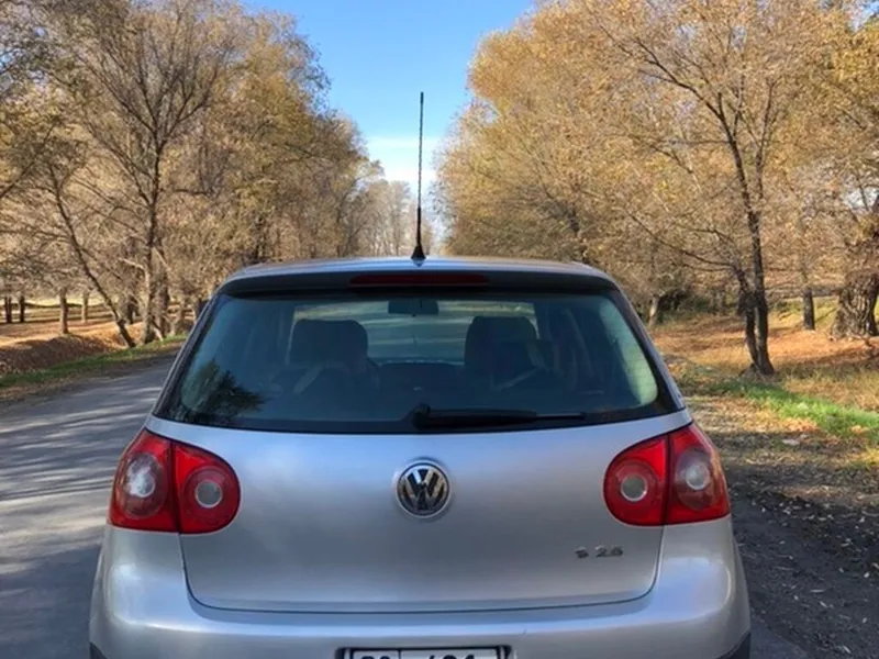 Volkswagen Golf V
