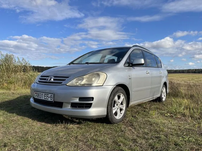 Toyota Avensis Verso