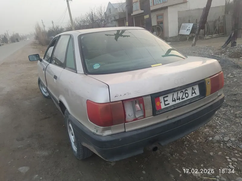 Audi 80