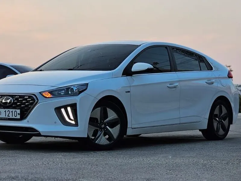 Hyundai Ioniq