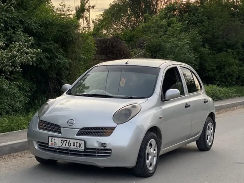 Nissan March