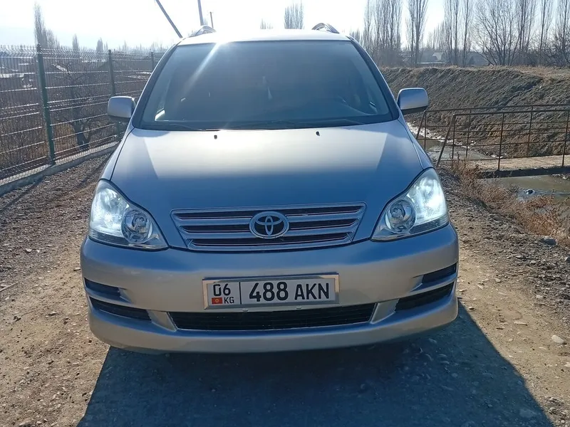 Toyota Avensis Verso