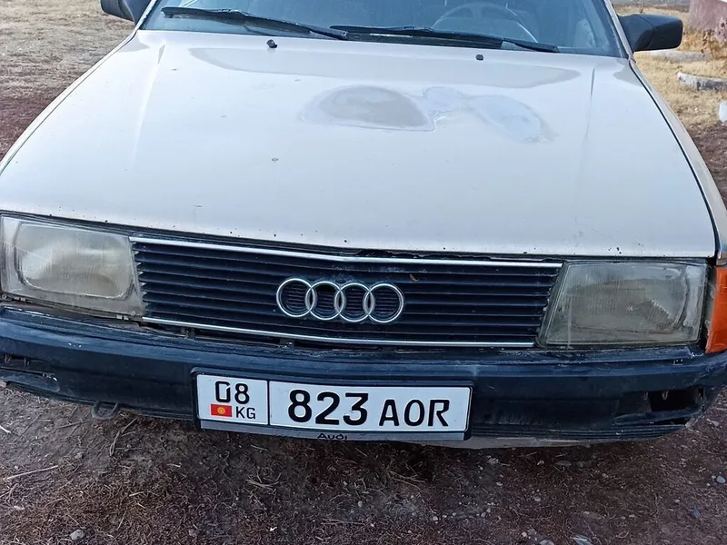 Audi 100