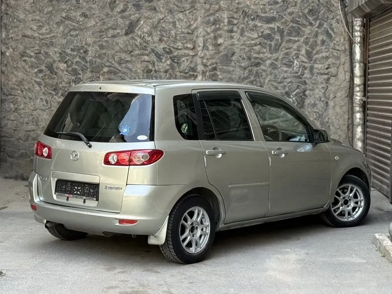 Mazda Demio