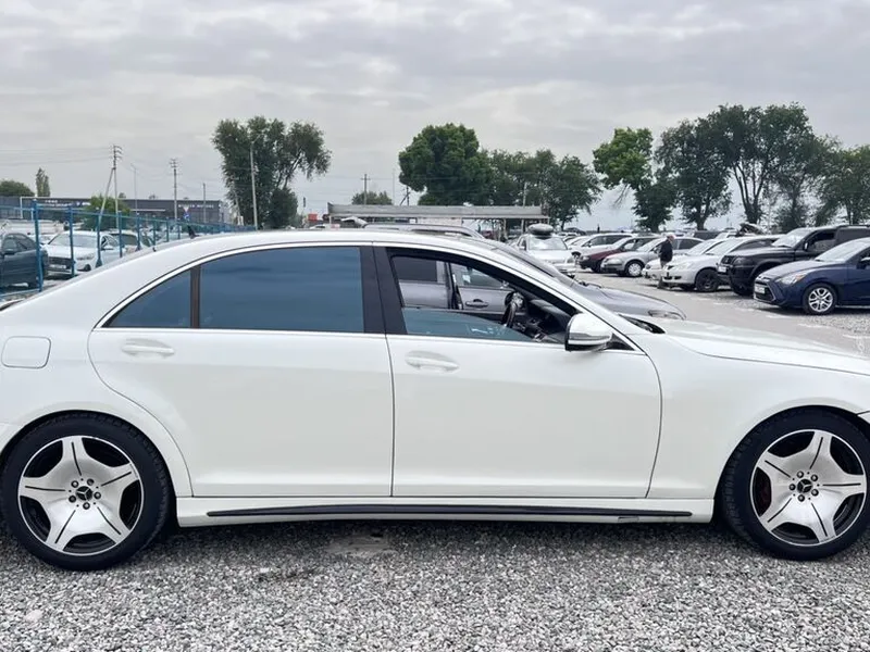 MercedesBenz S-Class