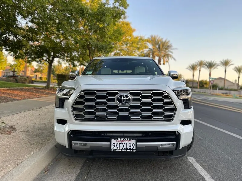 Toyota Sequoia
