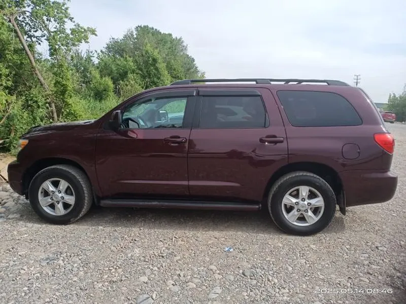 Toyota Sequoia