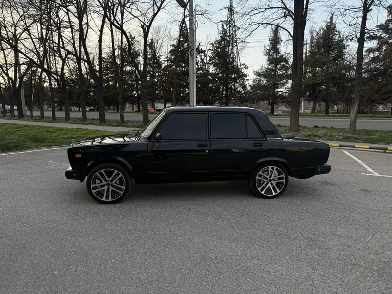 VAZ 2107