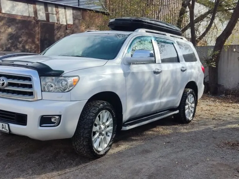 Toyota Sequoia