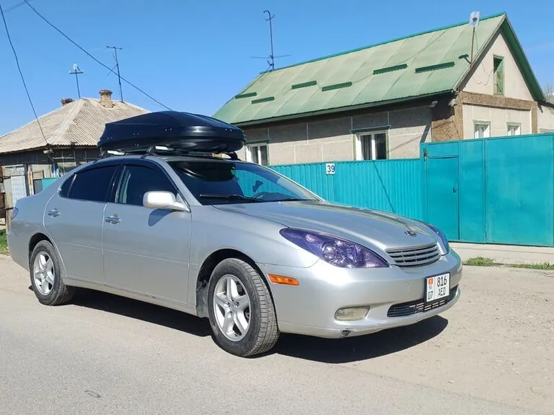 Lexus ES