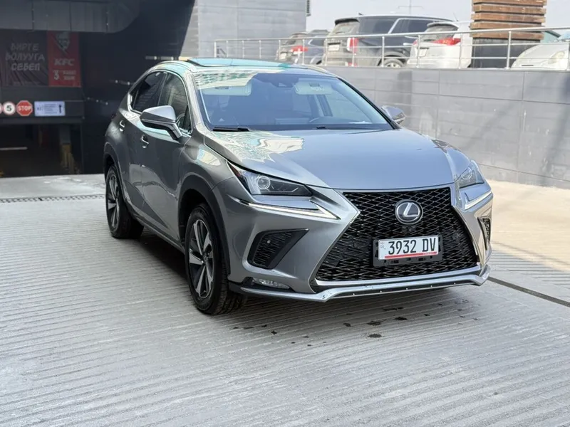 Lexus NX