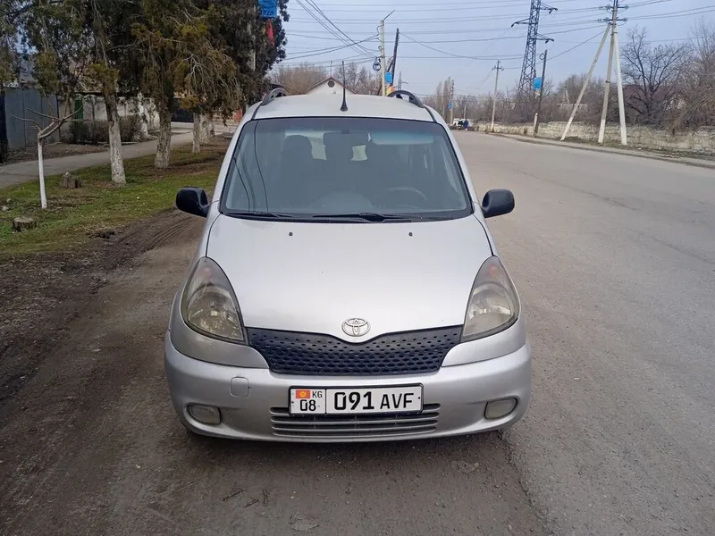 Toyota Yaris Verso