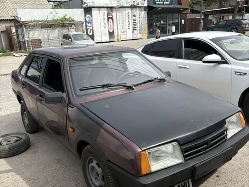 VAZ 21099