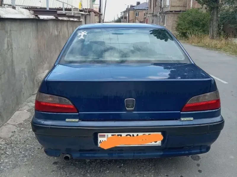 Peugeot 406