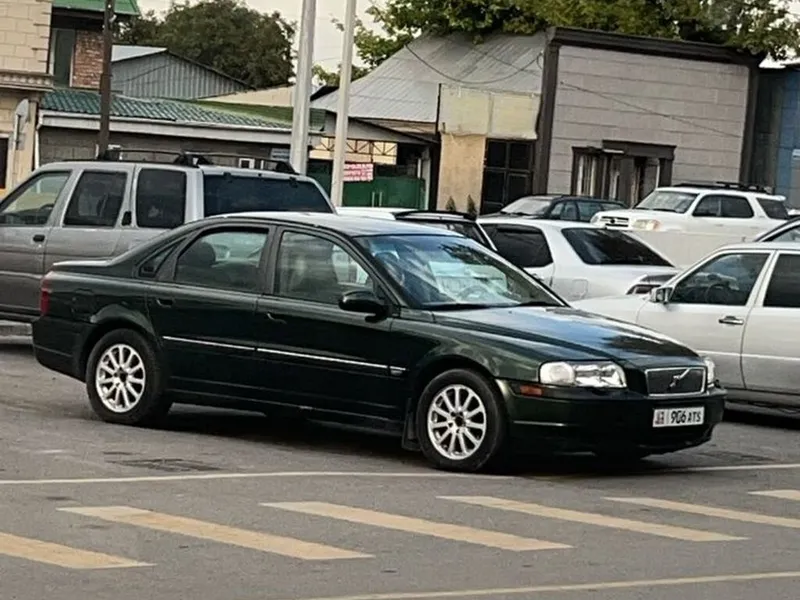 Volvo S80