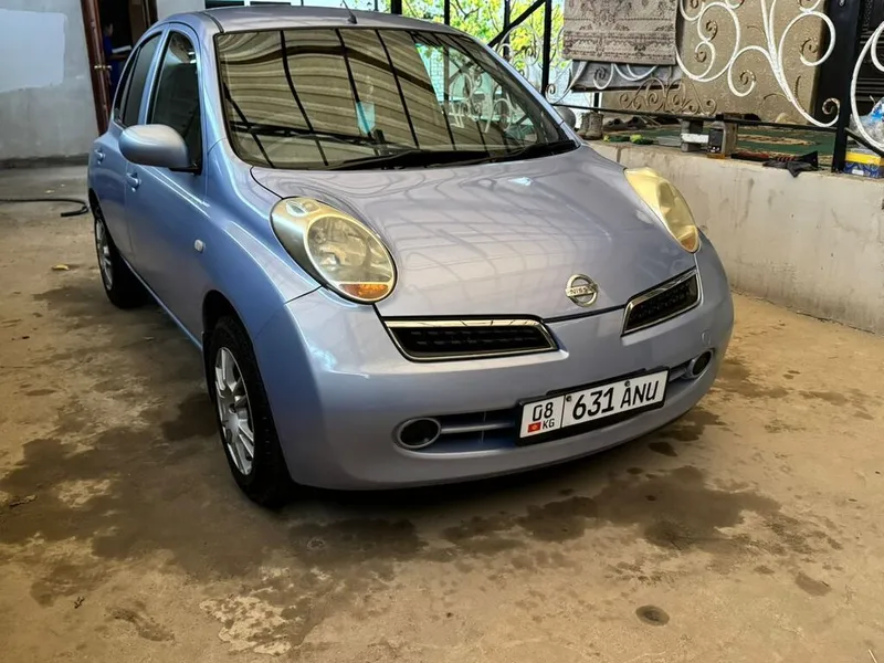 Nissan March