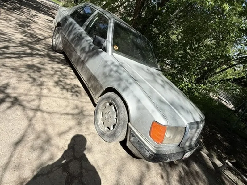 MercedesBenz W124