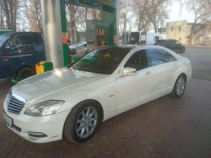 MercedesBenz S-Class