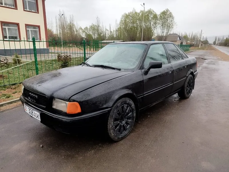 Audi 80