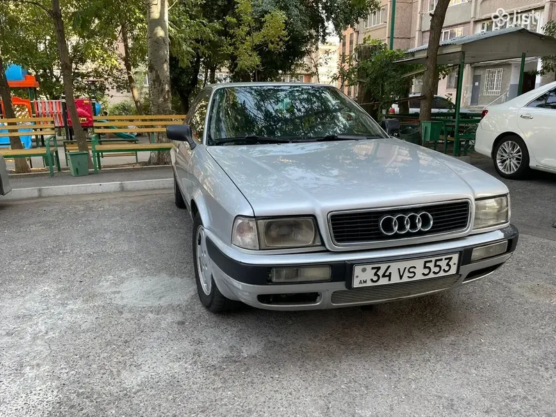 Audi 80