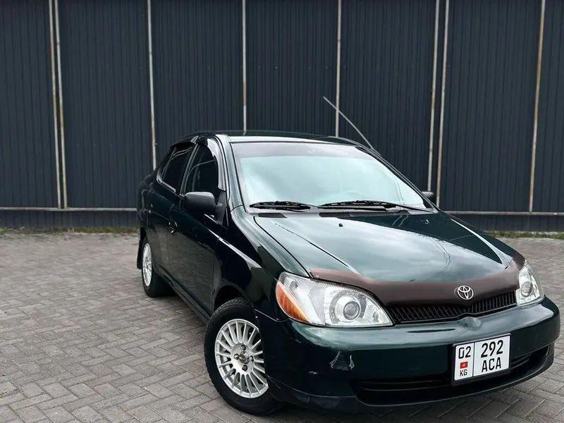 Toyota Echo