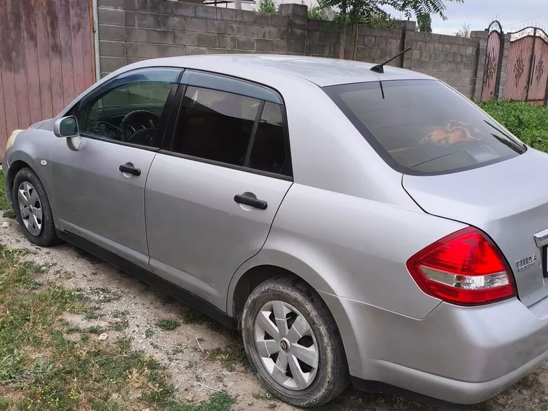 Nissan Tiida