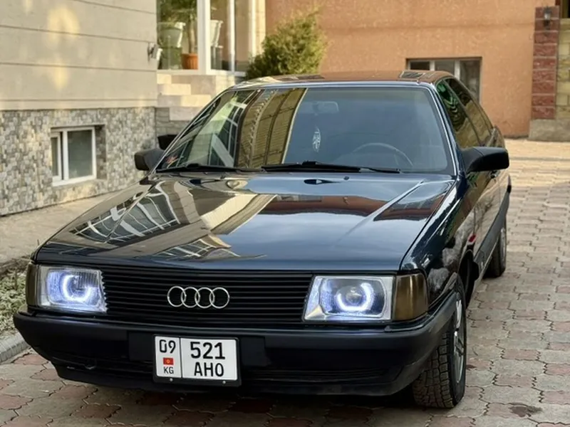 Audi 100
