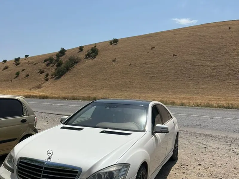 MercedesBenz S-Class