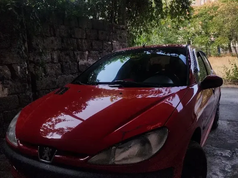 Peugeot 206