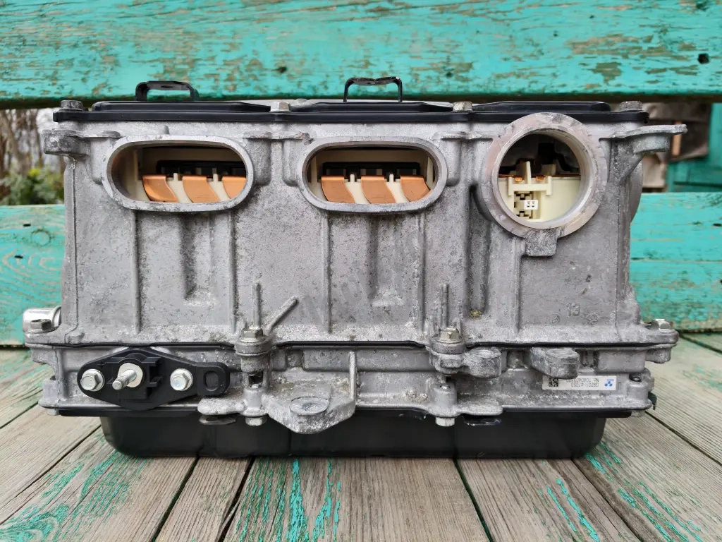 Инвертор G9200-47230 Toyota Prius