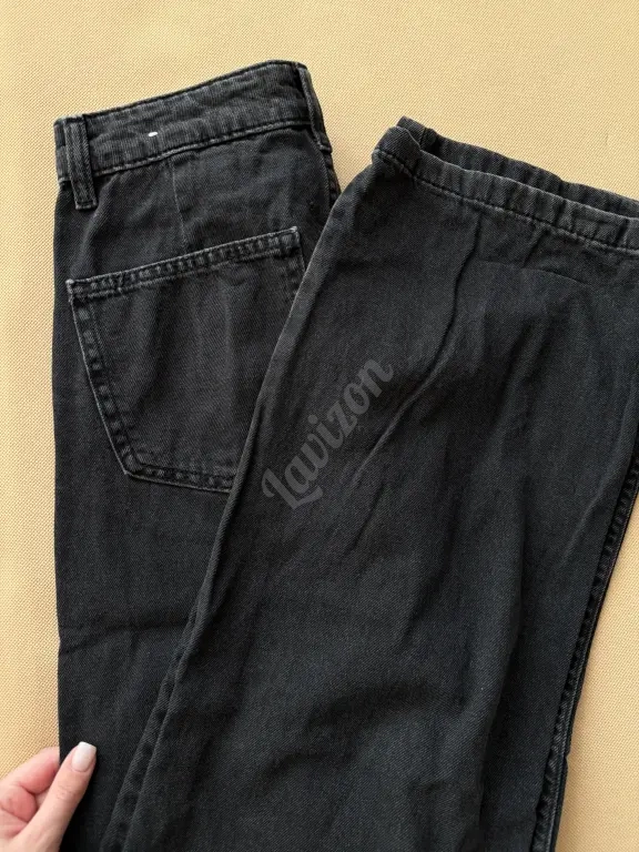 Джинсы MANGO молочные и черные