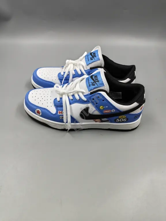кроссовки Nike 41 25.5см