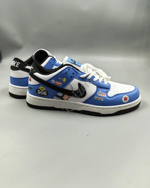 кроссовки Nike 41 25.5см