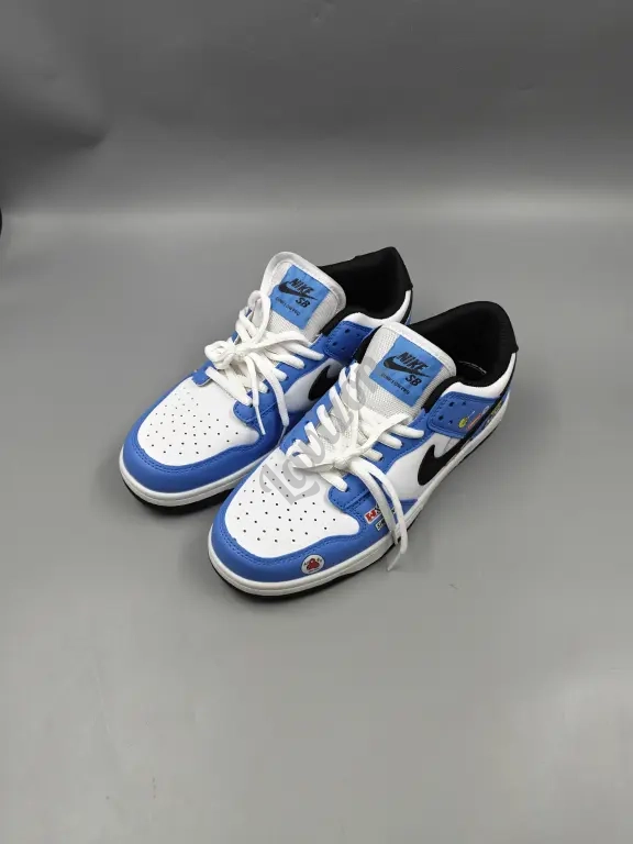 кроссовки Nike 41 25.5см