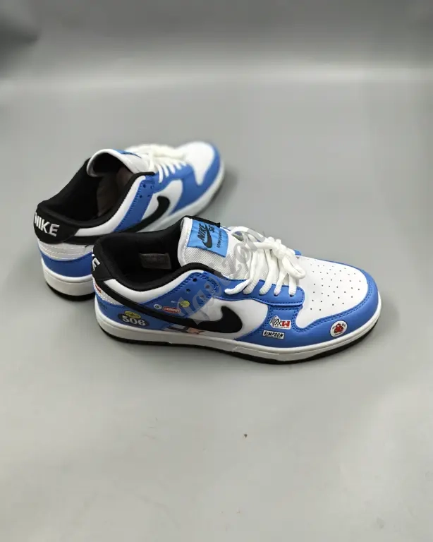 кроссовки Nike 41 25.5см