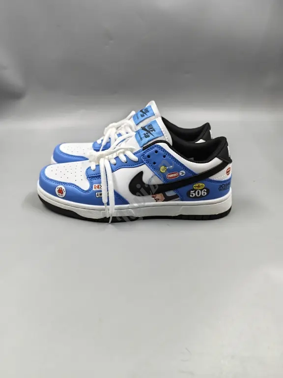 кроссовки Nike 41 25.5см