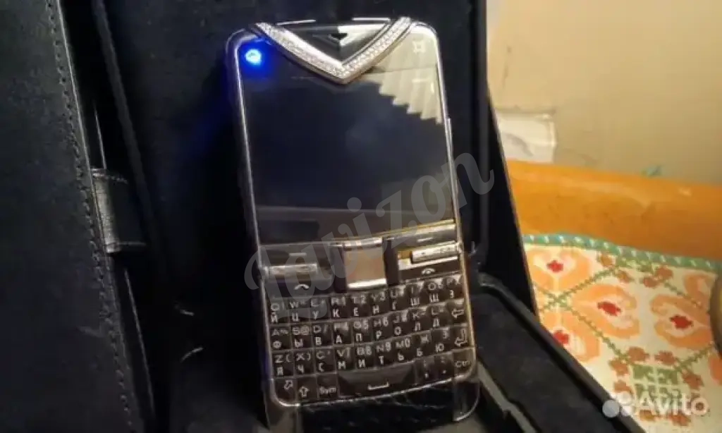 Vertu Constellation Quest Diamond Black Limited Edition РСТ