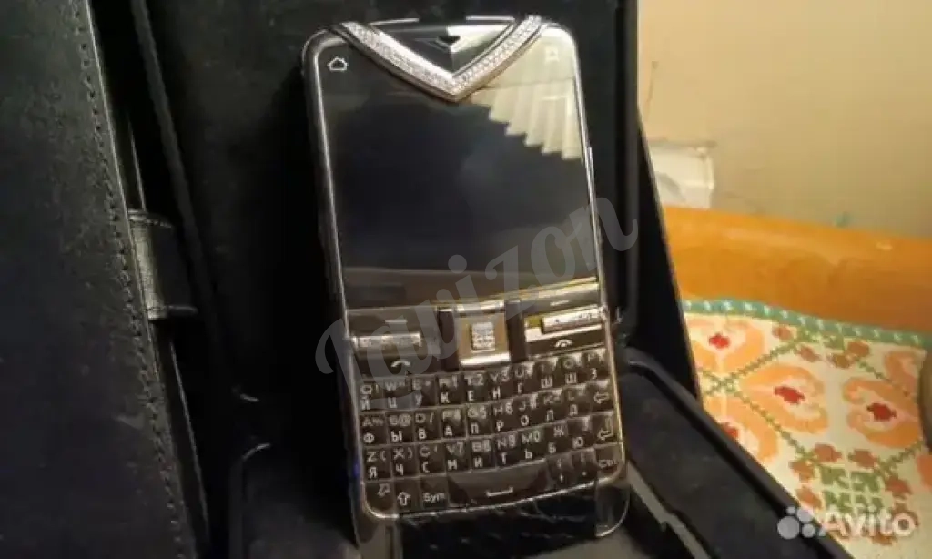 Vertu Constellation Quest Diamond Black Limited Edition РСТ