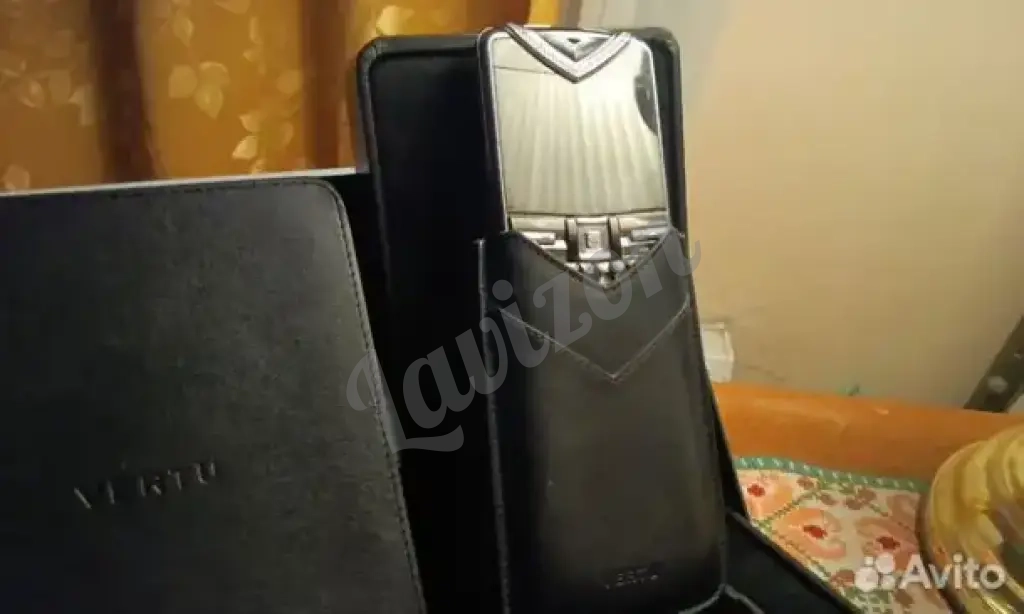 Vertu Constellation Quest Diamond Black Limited Edition РСТ