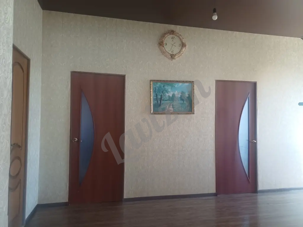 Продаётся кирпичный двухэтажный дом в посёлке Пятигорский, город Пятигорск