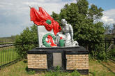 Братская могила д. Чащь