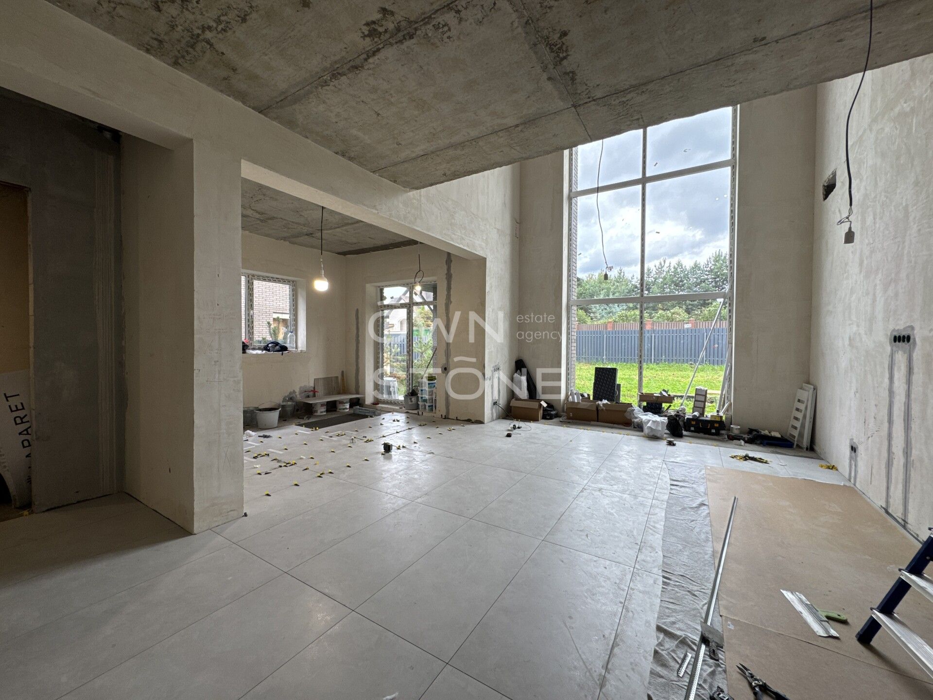 4-комнатная, 250 м² — 35 000 000 ₽