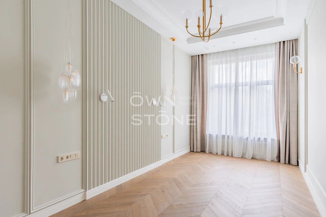 5-комнатная, 192,4 м² — 1 100 000 ₽