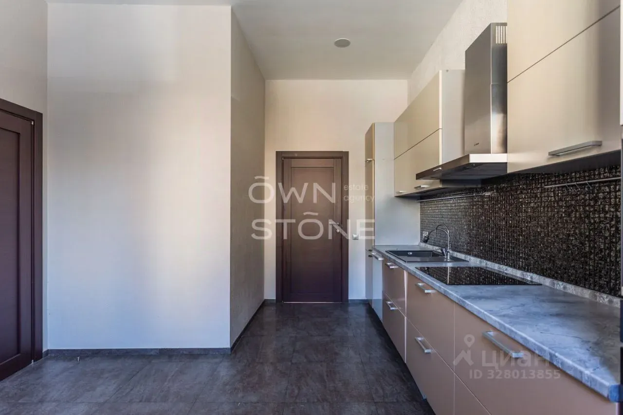 Продается многокомнатная квартира, 331,5 м²