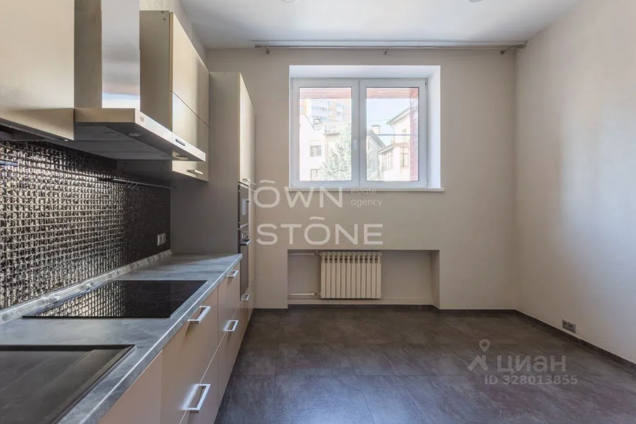Продается многокомнатная квартира, 331,5 м²
