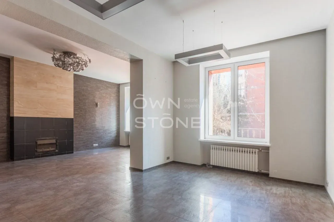 6-комнатная, 330 м² — 400 000 ₽/мес