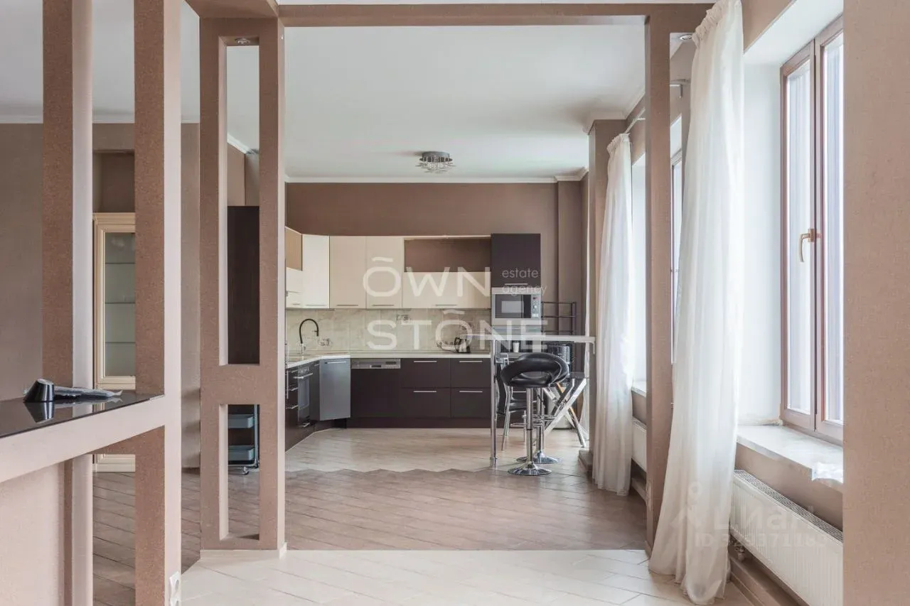 Продается 4-комн. квартира, 192 м²
в ЖК «Новый Арбат»